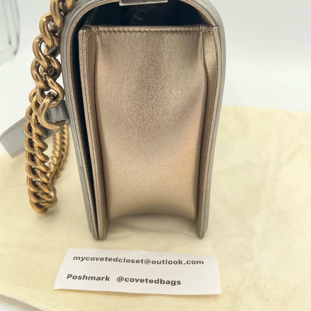 Chanel Metallic Gold and Silver Boy Bag! Stunning combination!🩶💛 - Picture 4 of 17